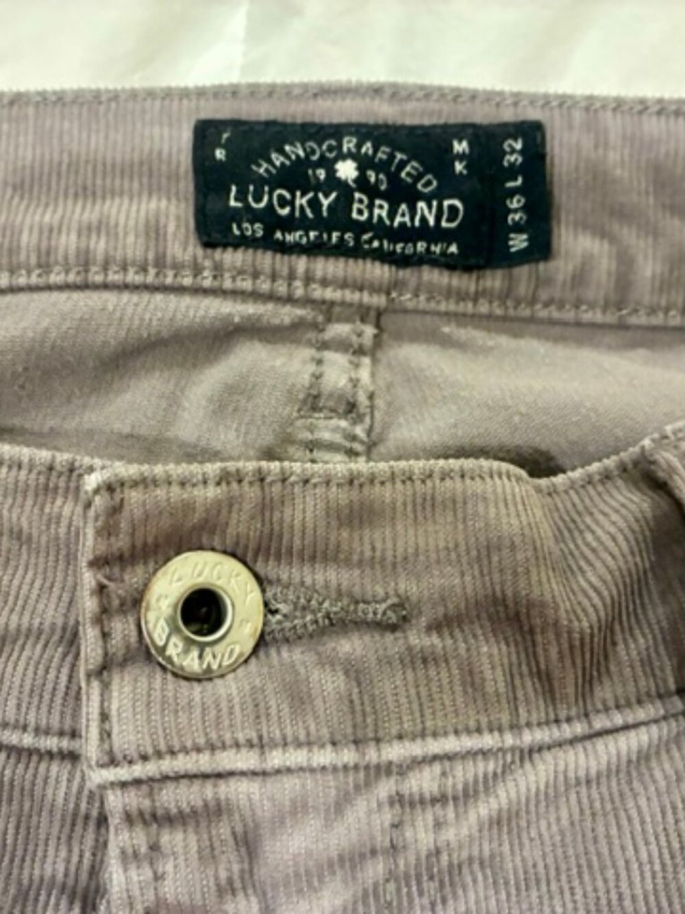 LUCKY BRAND 5-POCKET CORDUROYS 36x32